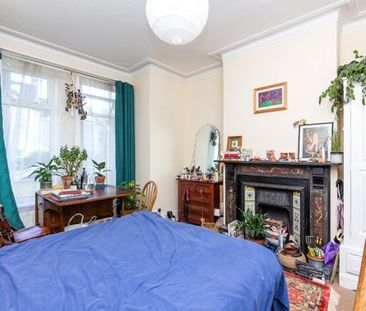 4 bedroom house to rent - Photo 1