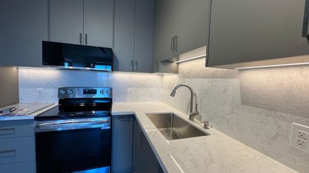 For Lease - 325 South Park Road Unit# 1017, Markham, Ontario - Photo 4