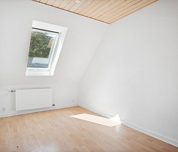 4-værelses Rækkehus på 96 m² i Skødstrup - Photo 3