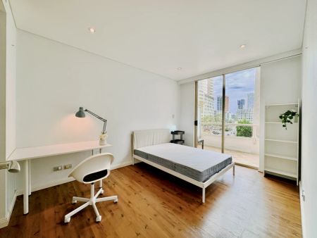 28 Crystal St, Sydney - Photo 4