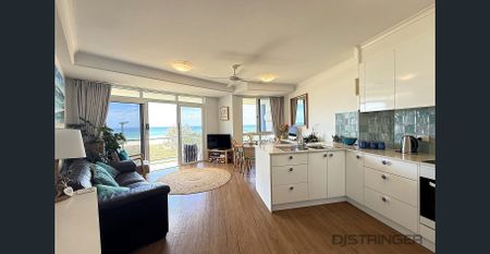 ABSOLUTE BEACHFRONT APARTMENT - Bilinga Beach - Photo 2