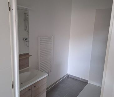 T2 AVEC TERRASSE ET PKG - Photo 2