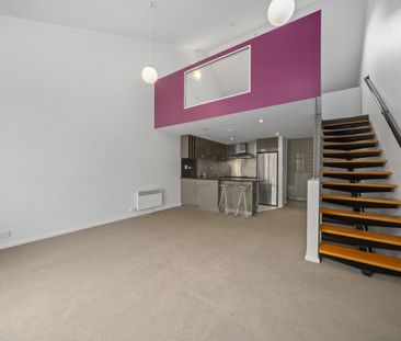 Quality Town House In Fantastic Location - Photo 3