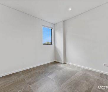 Modern one bedroom unit - 20% below market rent - Photo 3