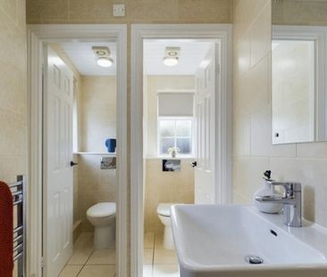 Stunning 9-Bed Student House – High Specification & Bills Included - Photo 6