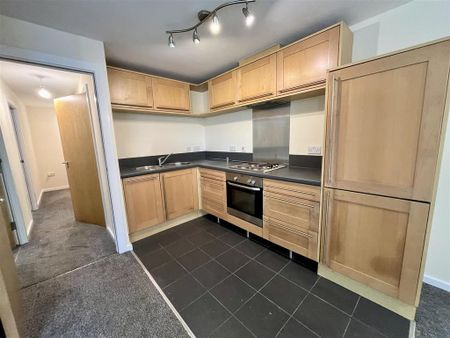 2 bedroom apartment to rent - Photo 5