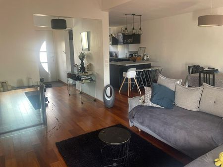 Location Appartement 5 pièces 102m² - Photo 4