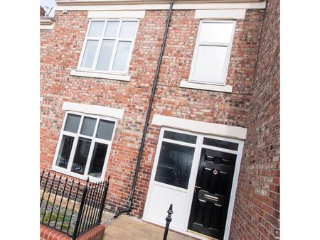 Modern Coliving House Share in Gateshead Room 3 - Photo 4