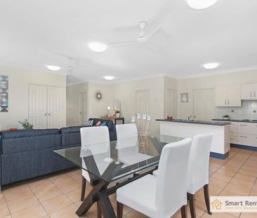 30 Hilton Way, Mount Louisa QLD 4814 - House For Rent | Domain - Photo 4