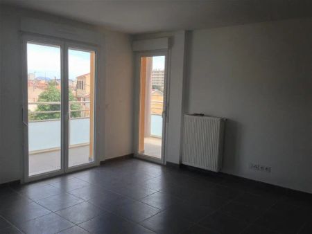 Location appartement 3 pièces - 63m² à Toulon (83200) - Photo 3