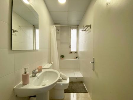 Double room for rent in Quevedo - Photo 5