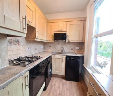 2 bedroom flat to rent - Photo 3