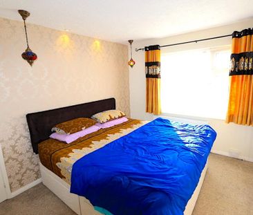 3 Bed Semi-Detached House, Park Drive, LE3 - Photo 3