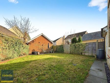 3 bedroom detached house to rent - Photo 5