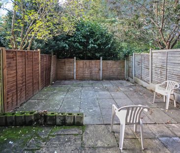 One-Bedroom House share - Photo 4