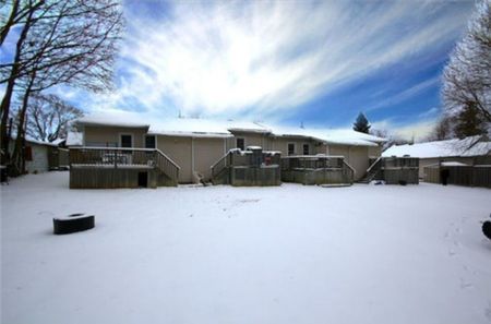 For Lease - 279 Pasadena Drive Unit# Unit B, Georgina, Ontario - Photo 4