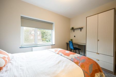 1 bedroom in a house share to rent - Photo 5