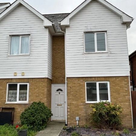 Fir Tree Close, Ramsgate, CT11 0BU, Kent - Photo 4