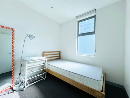 601/53 Batman Street - Photo 3