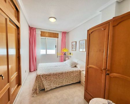 2 BEDROOM APARTMENT FOR RENT IN TORREVIEJA - ALICANTE PROVINCE - Photo 4