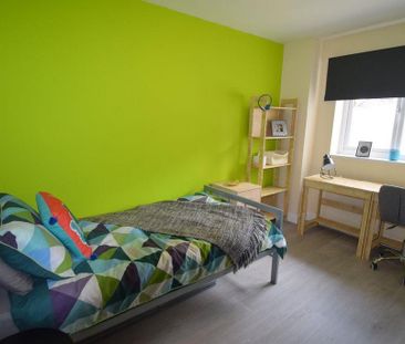 1 bedroom in a house share to rent - Photo 3