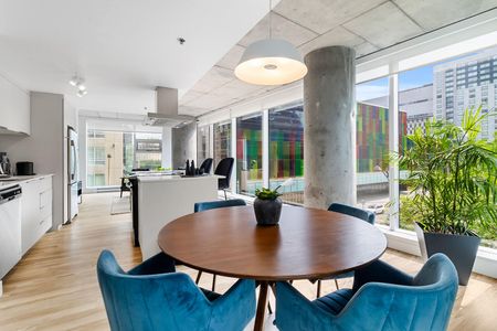 1020 Rue de Bleury, Ville-Marie, QC - Photo 3