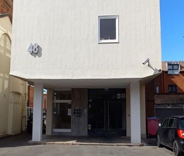 Queens Road Studio 14 - Photo 4