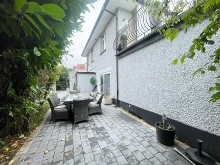 Queens Park Gardens, Bournemouth - Photo 3