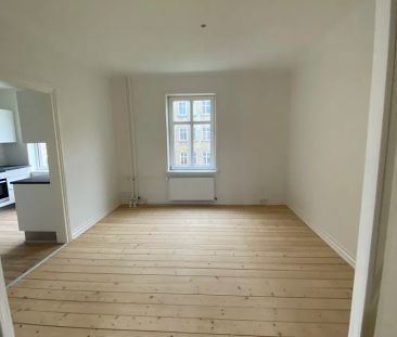 Moderne 3-værelses lejlighed i hjertet af Aalborg - Photo 2