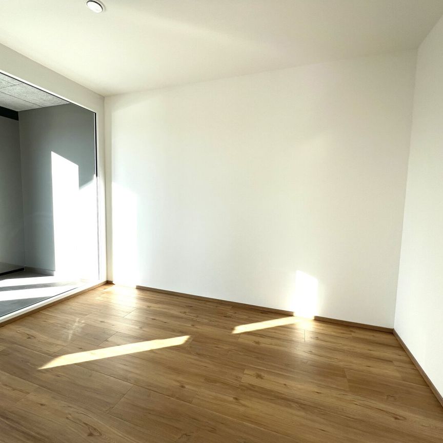 Willkommen im High Five – Moderne 2 Zimmer Wohnung mit Abstellraum und Einbauküche! - Photo 1