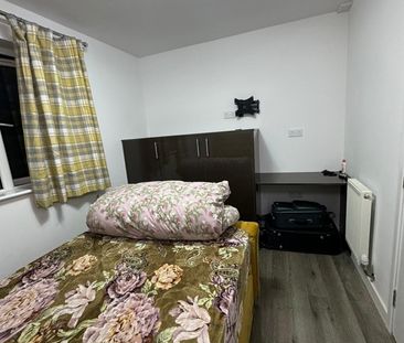 Room in a Shared House, Jesmond Road, CV1 - Photo 1