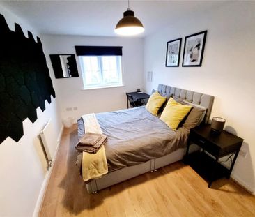 3 bedroom semi-detached house to rent - Photo 6