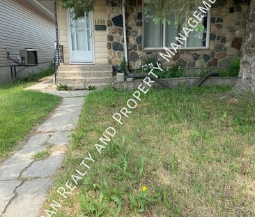 3 bedroom, 1 Bathroom Duplex - Photo 5