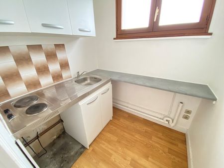 Location Appartement 2 pièces 28m² ORLEANS 45000 - Photo 2