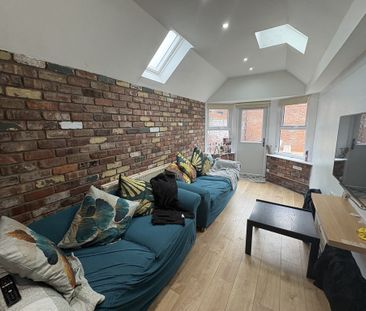 Clarence Street, Gillygate - P11000 - Photo 3