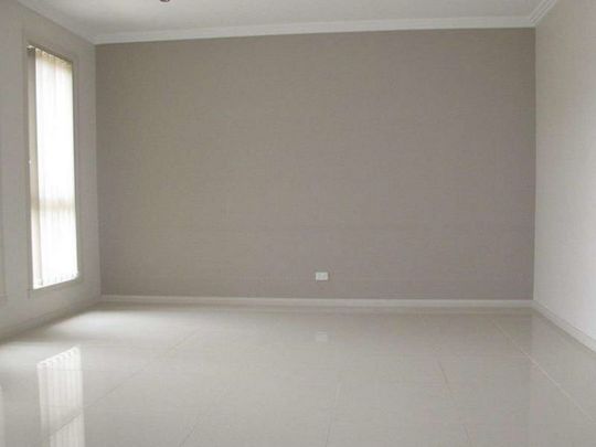 IDEAL LOCATION! - Photo 1