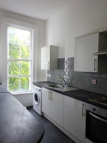 1 Bed Flat, Daisy Bank Road, M14 - Photo 5