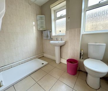 3 bedroom bungalow to rent - Photo 6