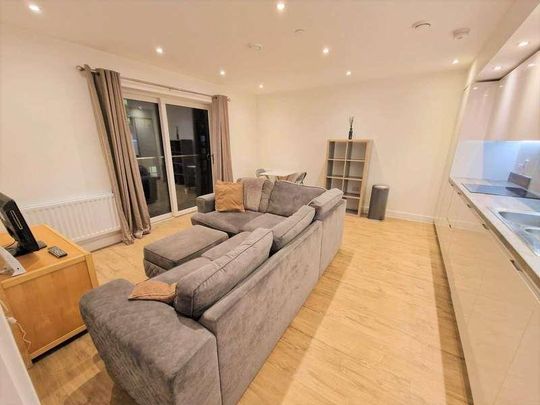 Stirling Drive, Luton, LU2 - Photo 1