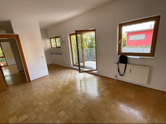 Perfekte Wohnung mit Balkon und Carport - Photo 1
