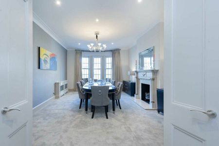 Sloane Court East, Chelsea, SW3 - Photo 3