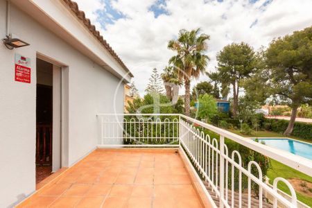 Luxury Villa for rent in L'Eliana, Valencia - Photo 5