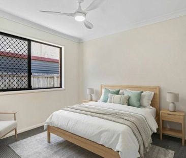SPACIOUS FOUR BEDROOM, TWO BATHOOM UNFURNISHED HOME IN QUIET LOCATION - Photo 3