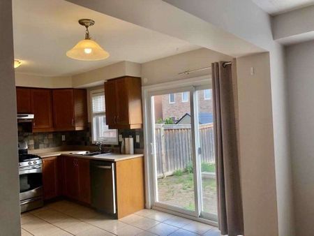 For Lease - 916 Toletza Landing N/A, Milton, Ontario - Photo 3