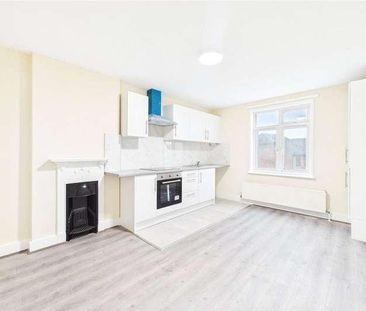 Newbury House, Andover Road, Newbury, Berkshire, RG14 - Photo 1