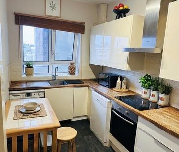 Room in a Shared Flat, Wiltshire Close, SW3 - Photo 3