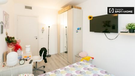 milan, Lombardy 20155 - Photo 2