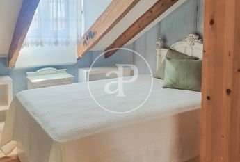 Penthouse for rent in Ayala