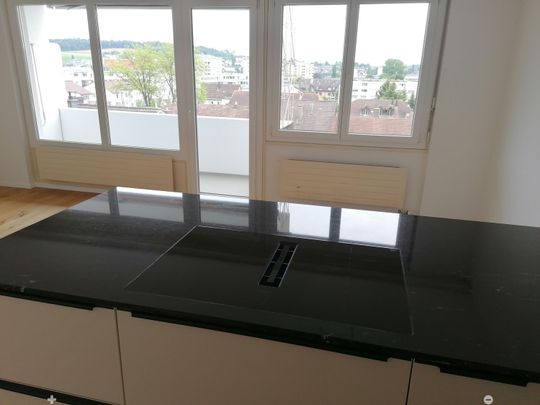 Frisch renovierte 3.5-Zimmer-Wohnung mit Balkon in Biel/Bienne – sofort verfügbar! - Photo 1