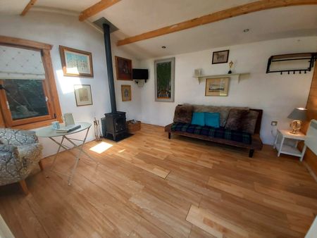 1 Bed Detached House, Marlborough Road, SW19 - Photo 2